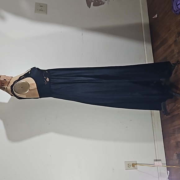 VTG long black lacy nylon chemise dress - Picture 10 of 11